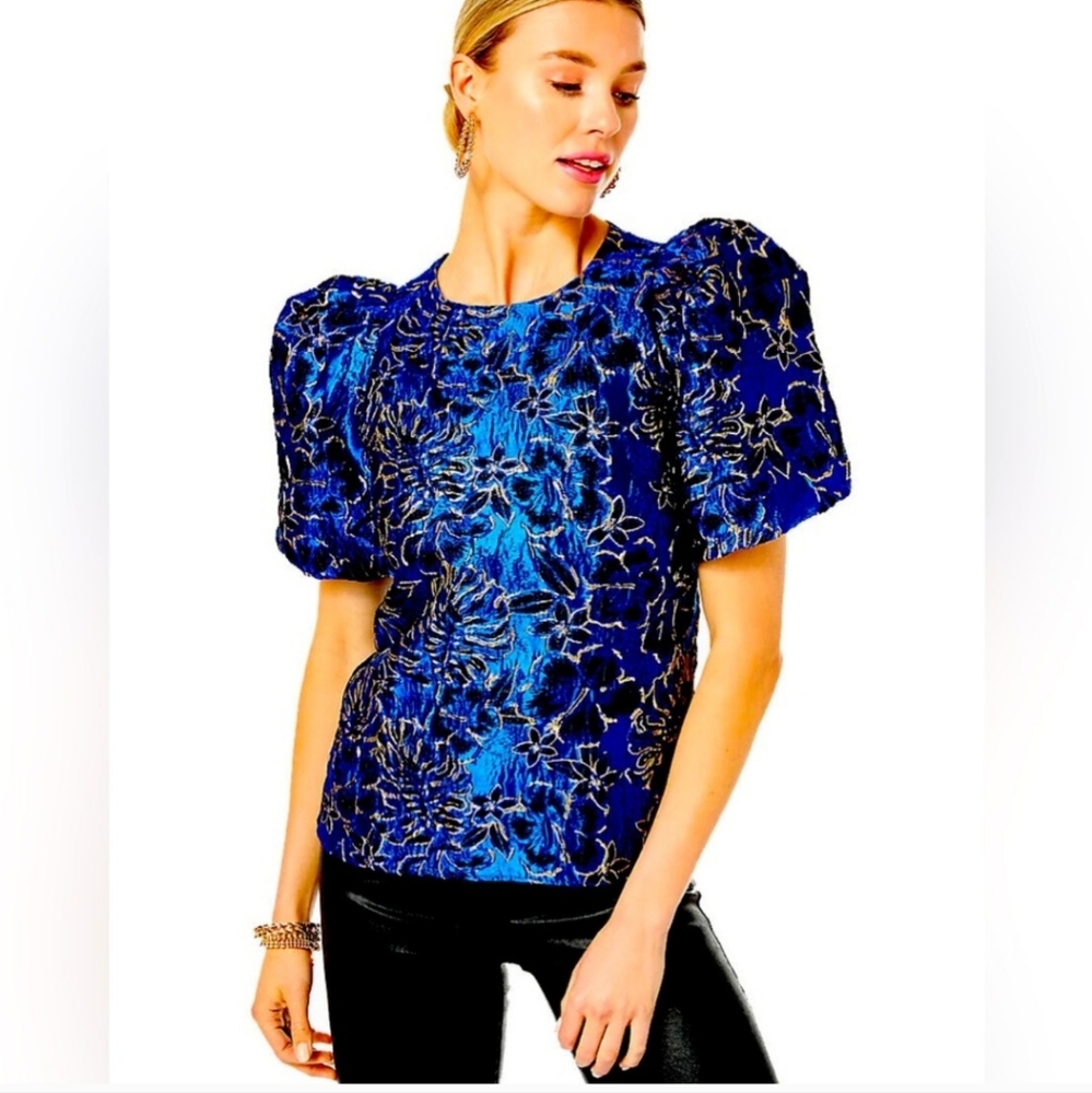 Lilly Pulitzer BLUE GROTTO holiday top Sizw Medium NWT
